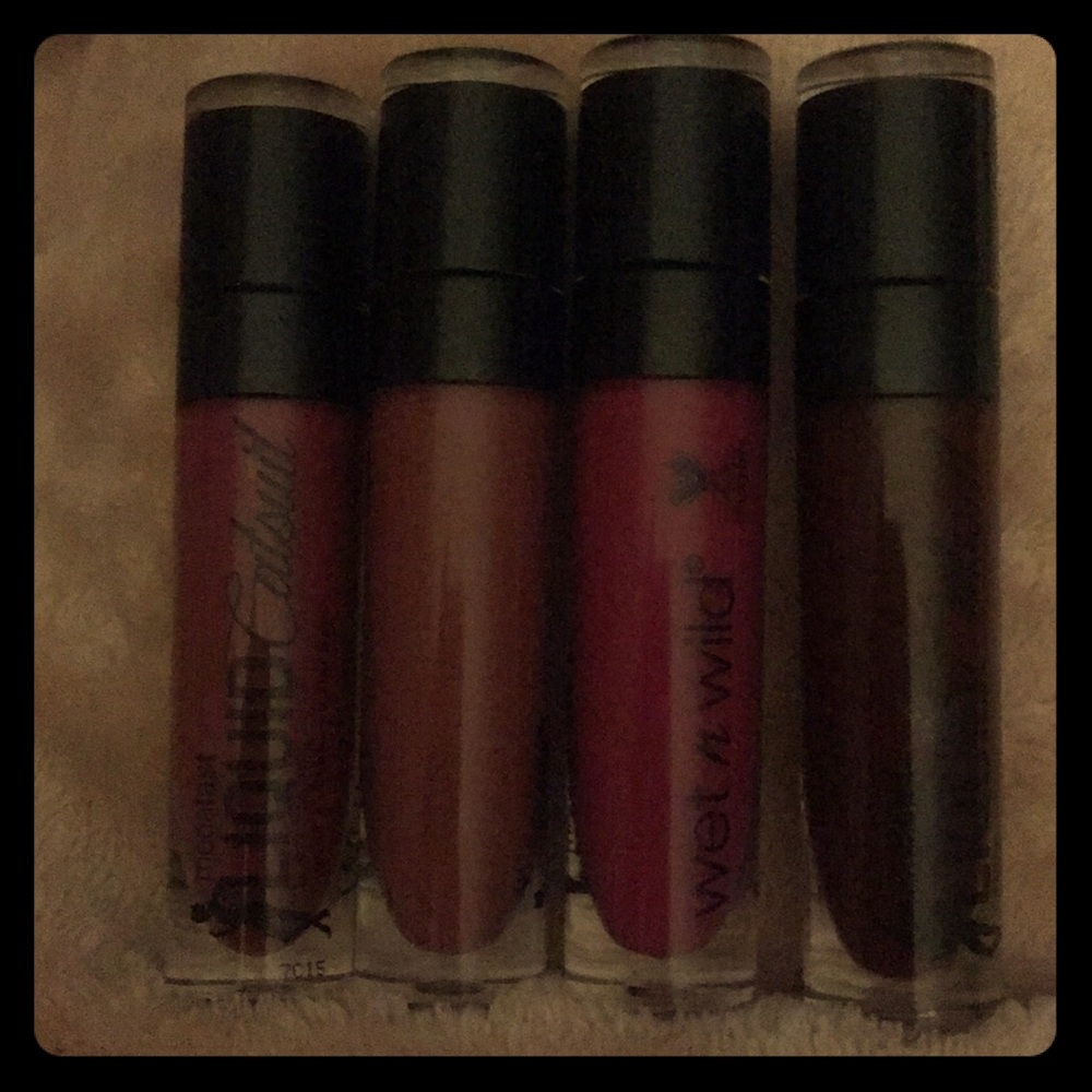 Wet n Wild liquid catsuit quad